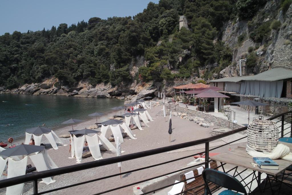 레리치 Eco Del Mare B&B 외부 사진